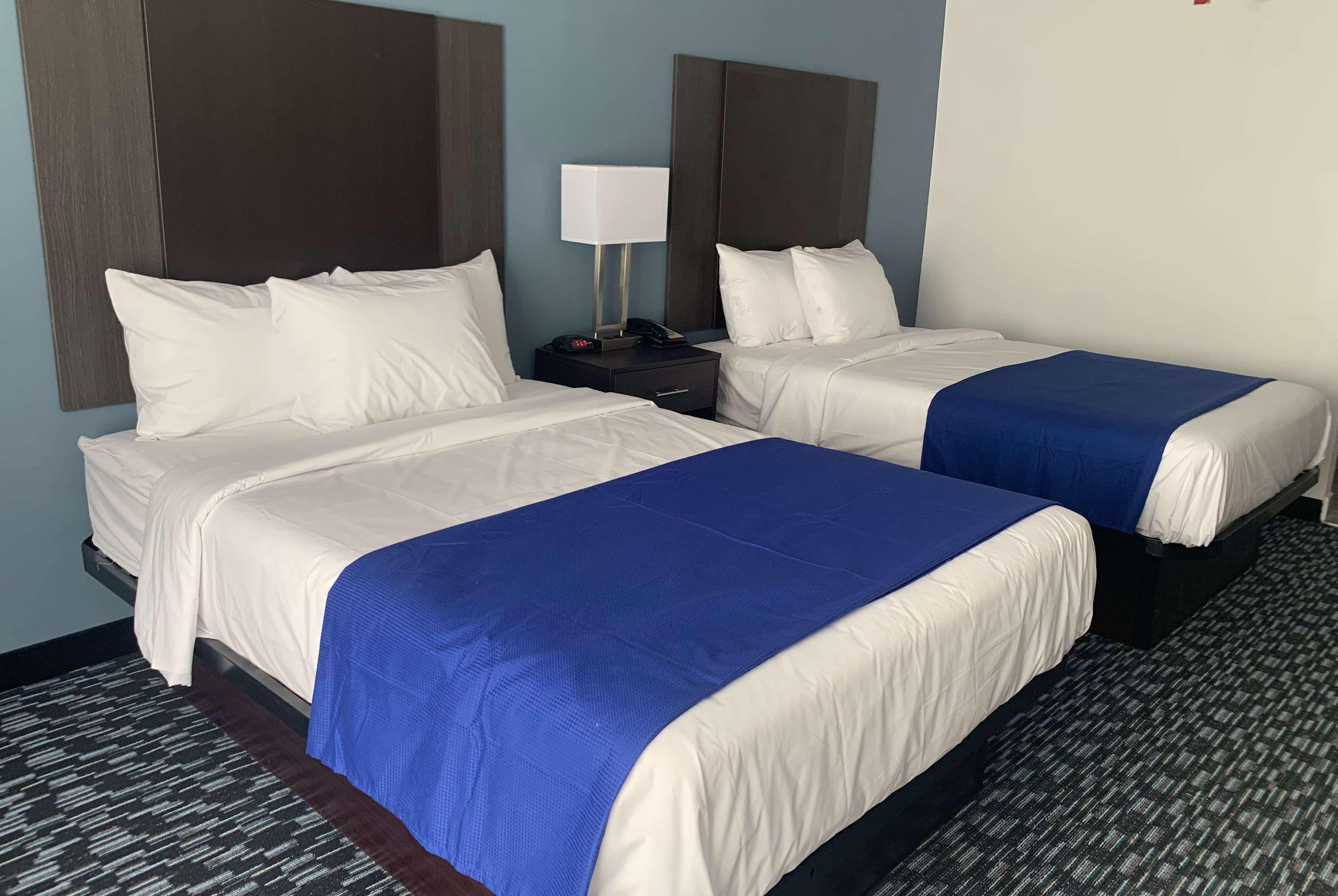 Baymont By Wyndham Charlotte University Zewnętrze zdjęcie
