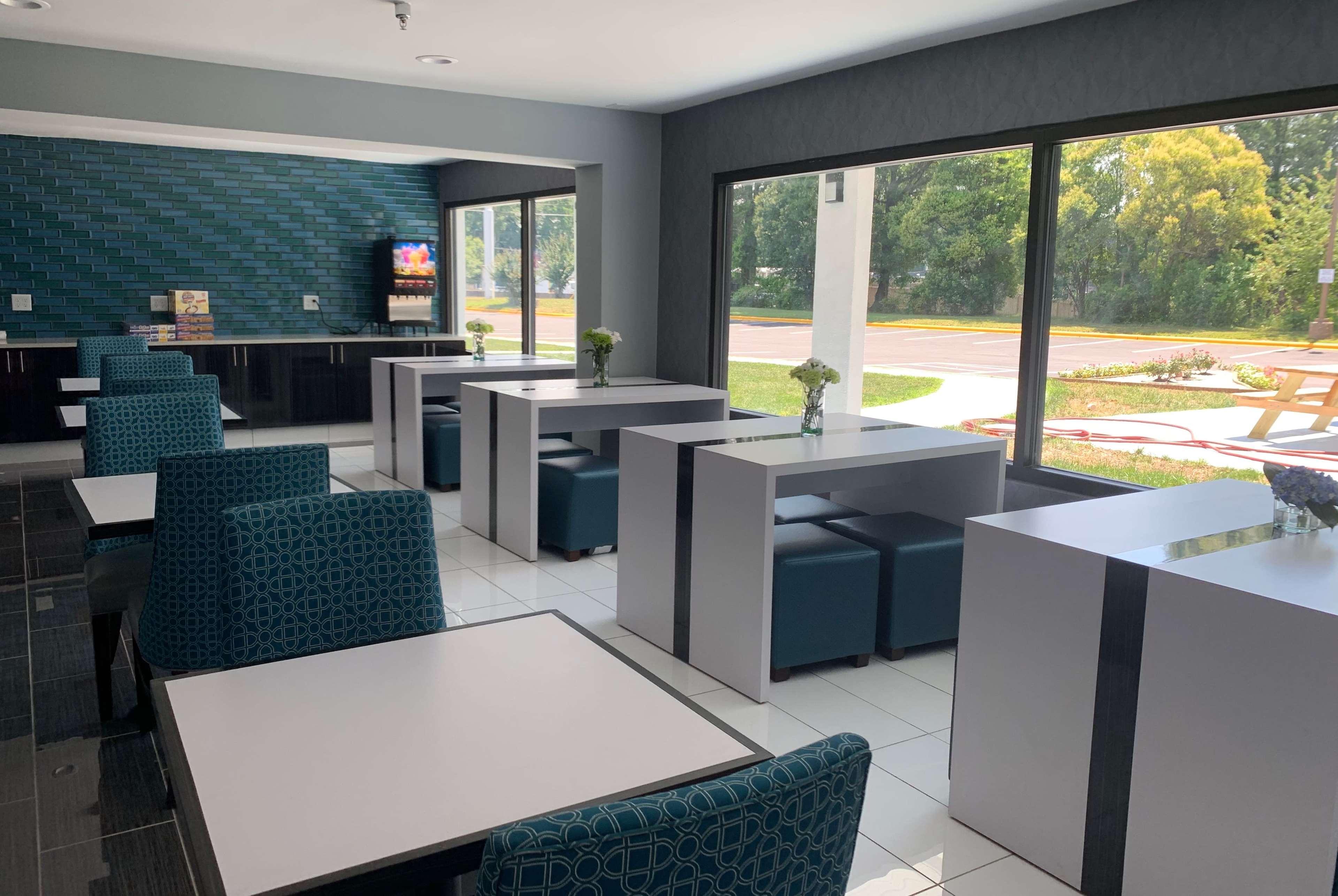 Baymont By Wyndham Charlotte University Zewnętrze zdjęcie