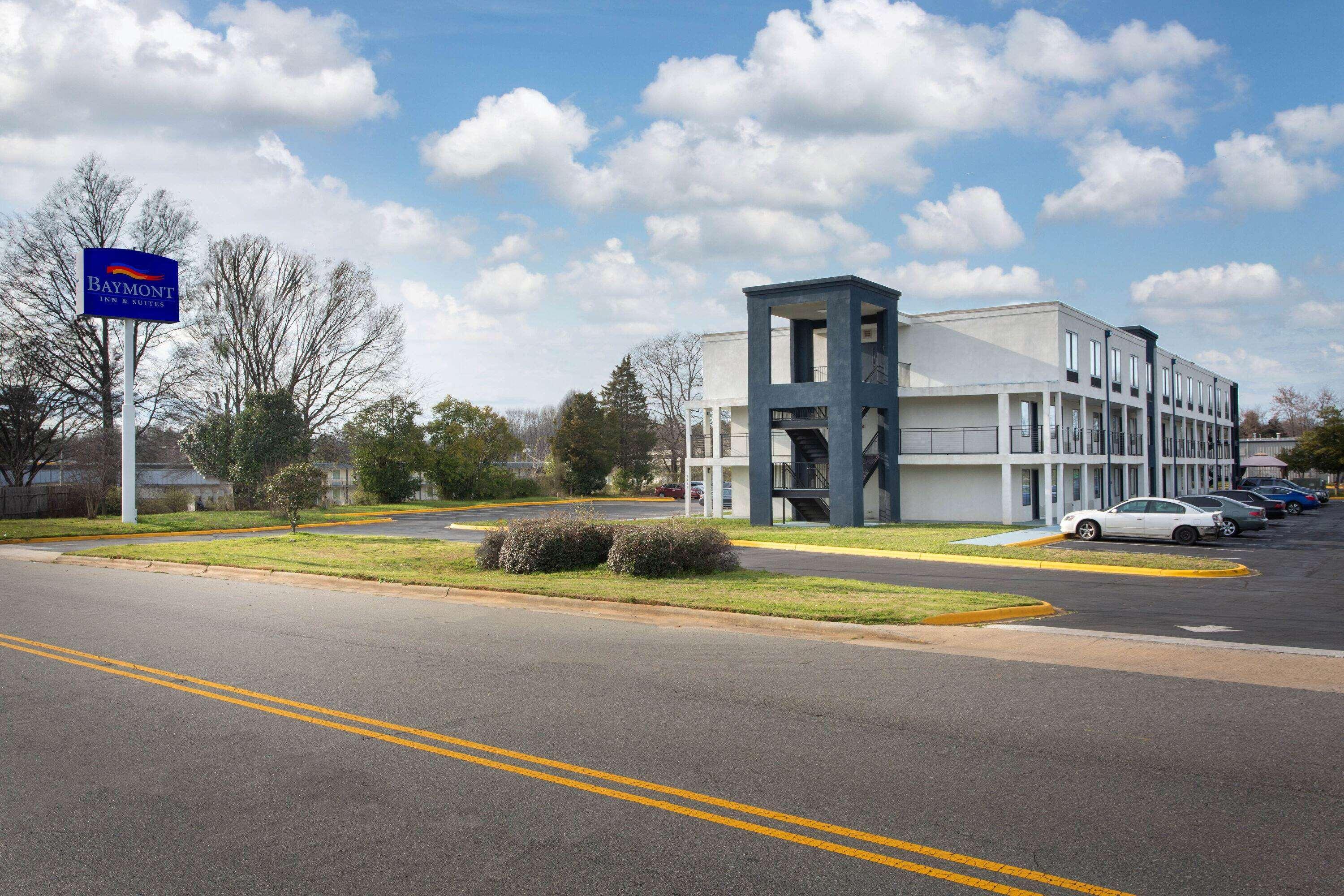 Baymont By Wyndham Charlotte University Zewnętrze zdjęcie
