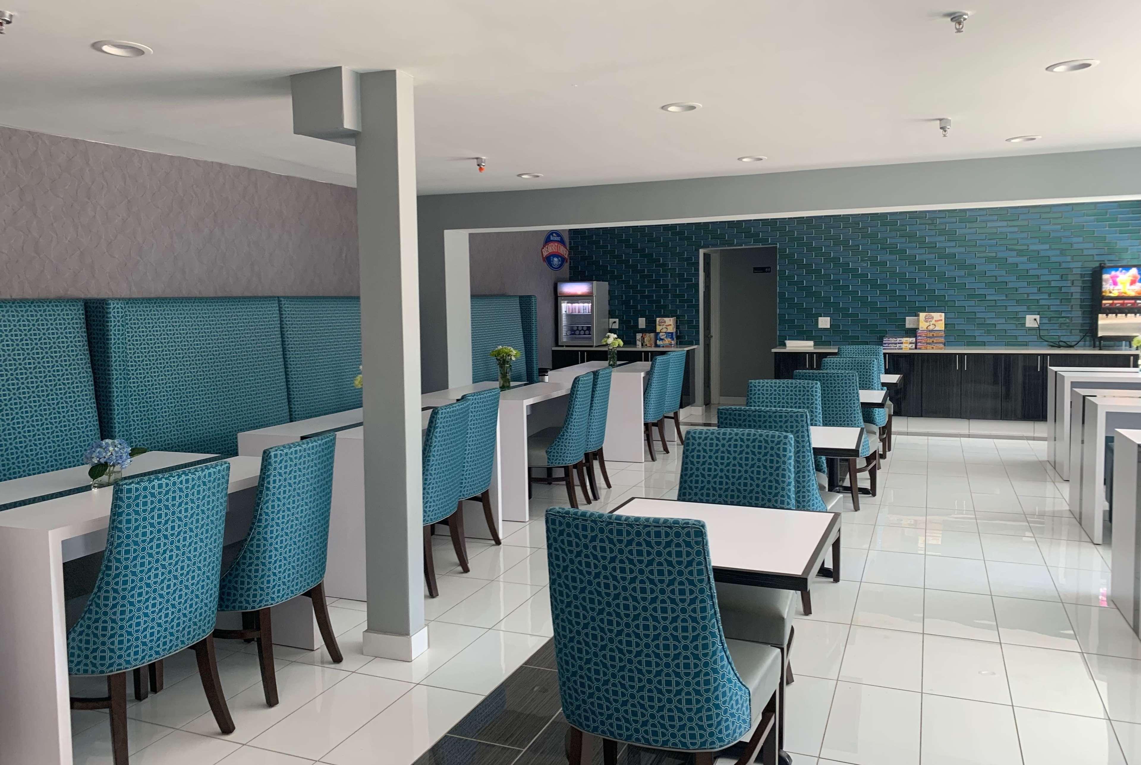 Baymont By Wyndham Charlotte University Zewnętrze zdjęcie
